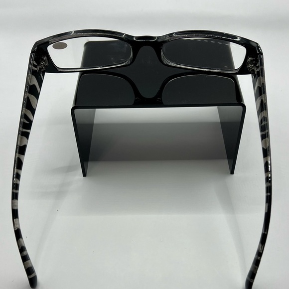 2 Pairs Half Frame Women’s Rectangular Lightweight Reading Glasses. Mag 1.0 - Picture 6 of 10